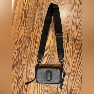 BRAND NEW MARC JACOBS CAMERA BAG